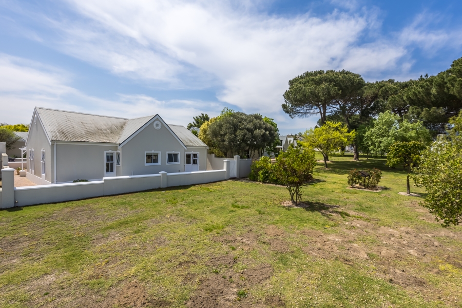 3 Bedroom Property for Sale in Zevenzicht Western Cape